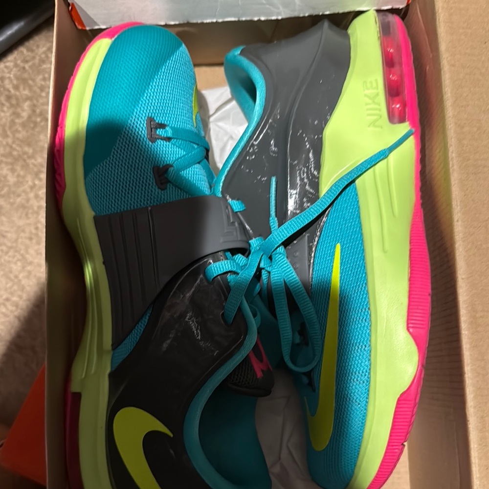 KD Sneakers Size 6.5y